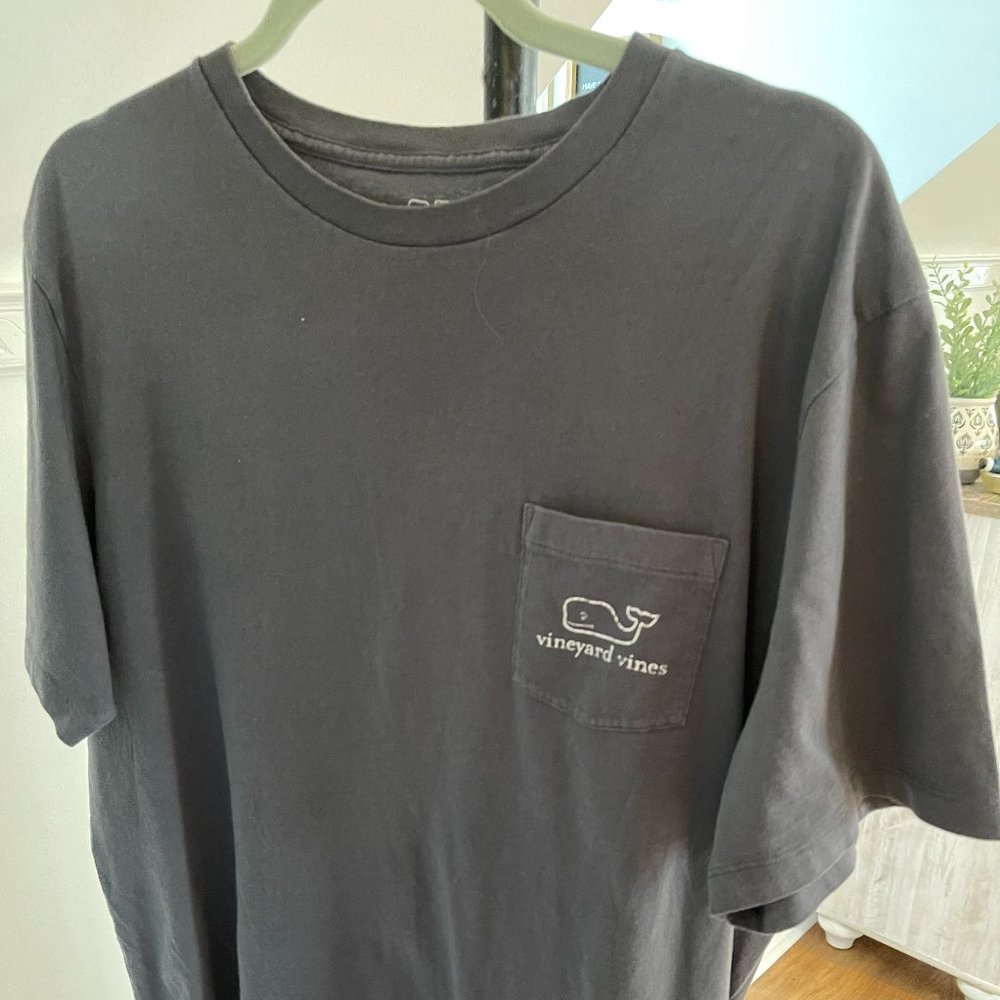 Vineyard Vines T Shirt (with Whale logo)